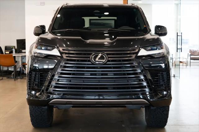 2025 Lexus LX Overtrail