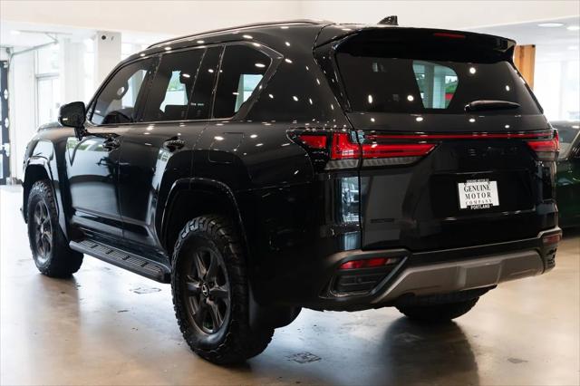 2025 Lexus LX Overtrail
