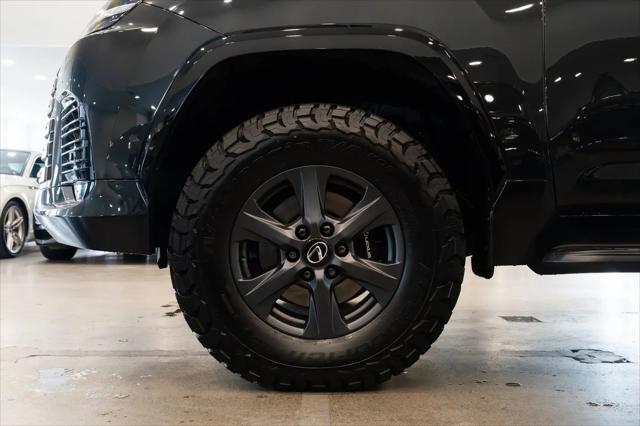 2025 Lexus LX Overtrail