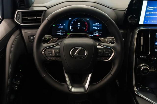 2025 Lexus LX Overtrail