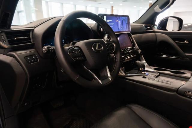 2025 Lexus LX Overtrail