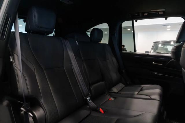 2025 Lexus LX Overtrail
