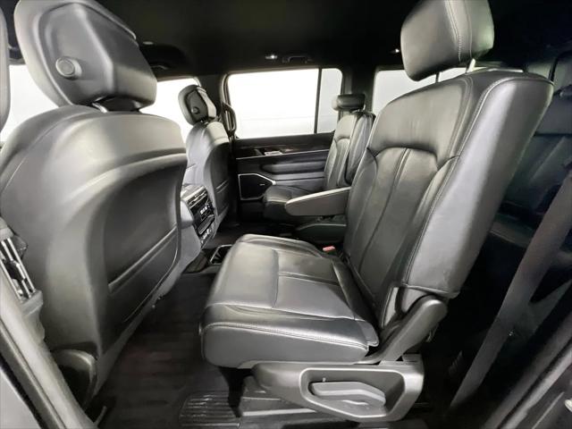 2022 Jeep Wagoneer Series III 4x4