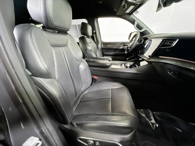 2022 Jeep Wagoneer Series III 4x4