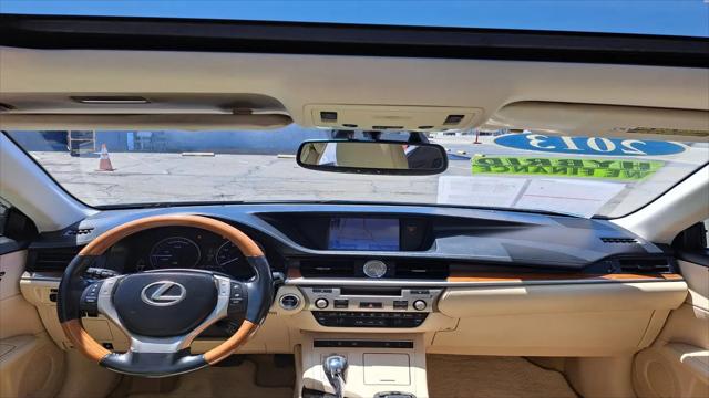 2013 Lexus ES 300h ES 300h