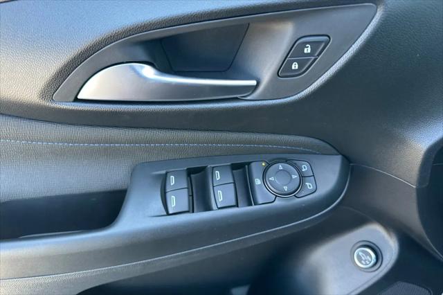 2026 Buick NV Sport Touring FWD