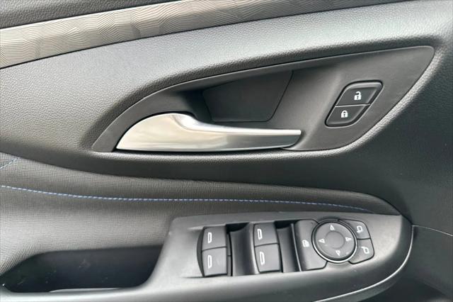 2026 Buick NV Sport Touring FWD