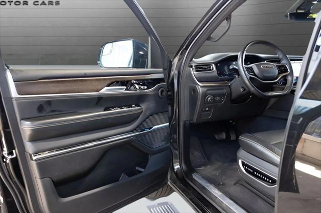 2024 Jeep Grand Wagoneer L 4x4