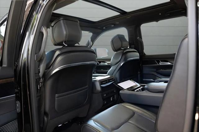 2024 Jeep Grand Wagoneer L 4x4