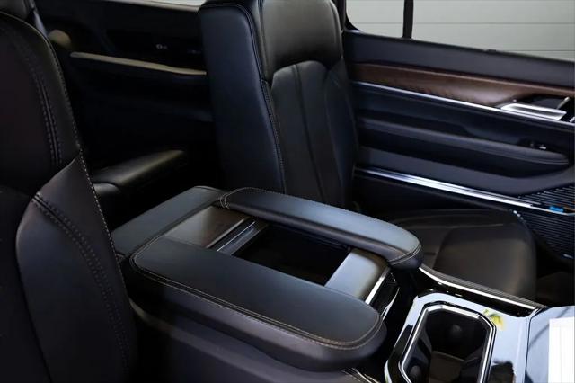 2024 Jeep Grand Wagoneer L 4x4