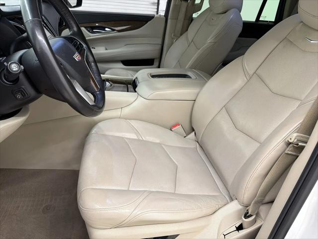 2019 Cadillac Escalade Luxury