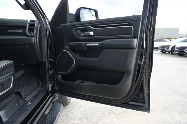 2019 Ram 1500 Laramie Crew Cab 4x2 5'7" Box