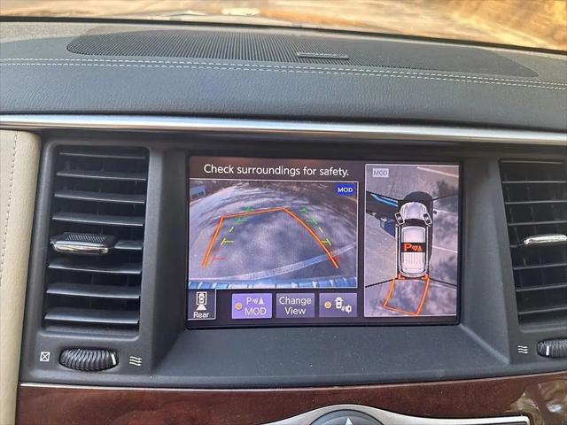 2018 INFINITI QX80 Standard