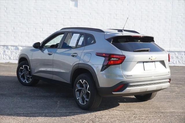 2024 Chevrolet Trax FWD LT