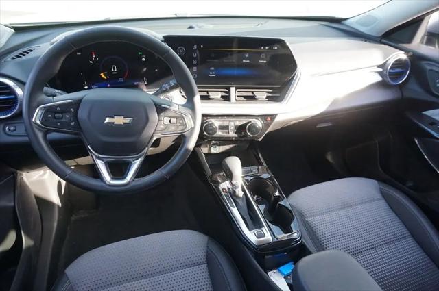 2024 Chevrolet Trax FWD LT