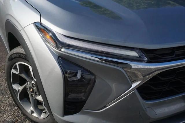 2024 Chevrolet Trax FWD LT