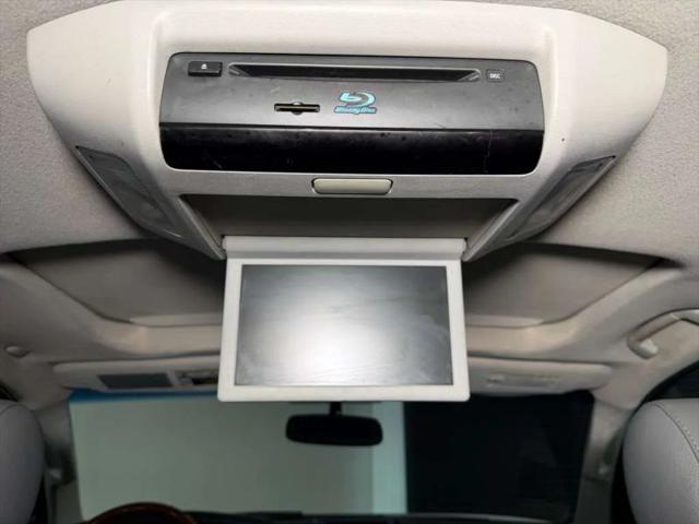 2013 Toyota Sequoia Platinum 5.7L V8