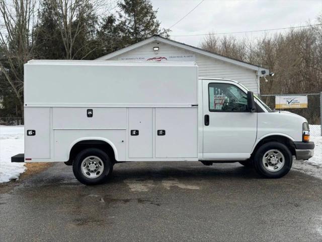 2020 Chevrolet Express Cutaway Work Van