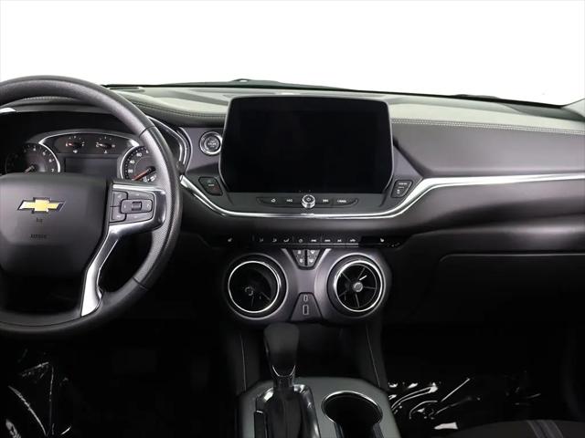 2025 Chevrolet Blazer AWD 2LT