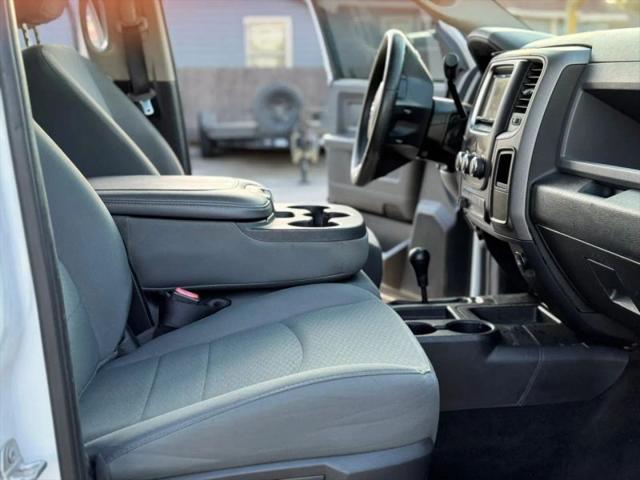 2017 Ram 2500 Tradesman Crew Cab 4x4 8' Box