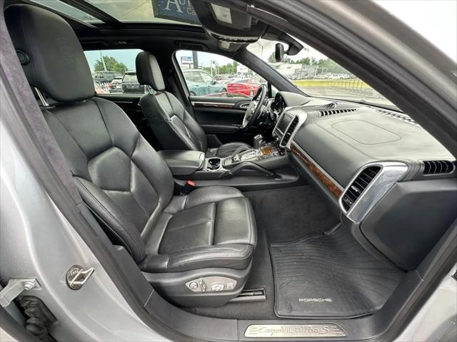 2014 Porsche Cayenne Turbo S