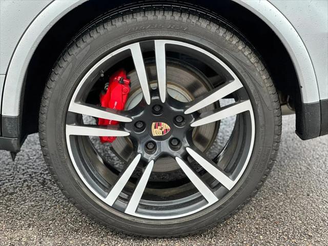 2014 Porsche Cayenne Turbo S