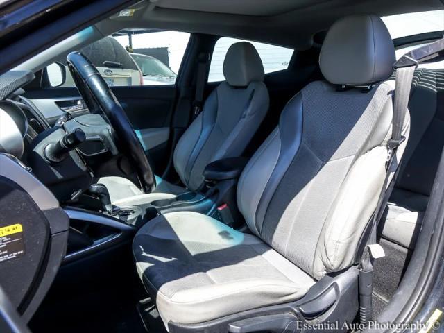2014 Hyundai Veloster Base w/Gray