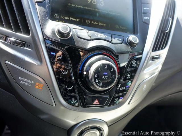 2014 Hyundai Veloster Base w/Gray