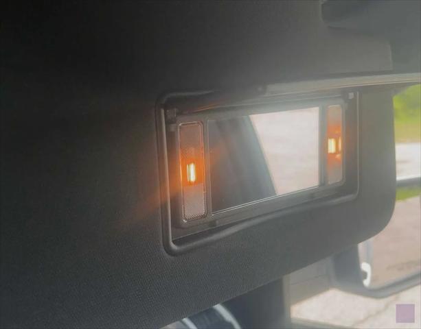 2022 Ram 1500 Big Horn Quad Cab 4x4 6'4" Box
