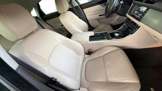 2016 Jaguar XF 35t Prestige