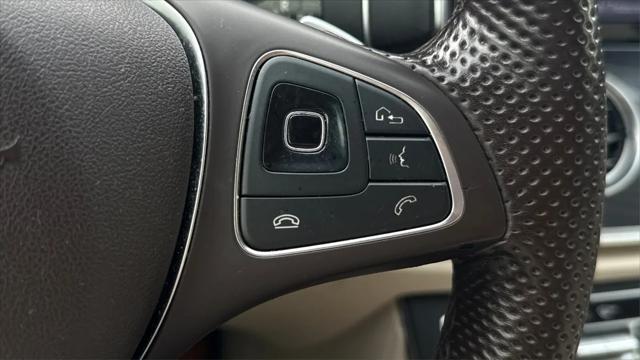 2018 Mercedes-Benz E-CLASS E 300 E 300