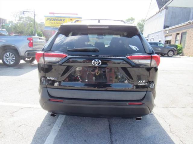 2021 Toyota RAV4 XLE