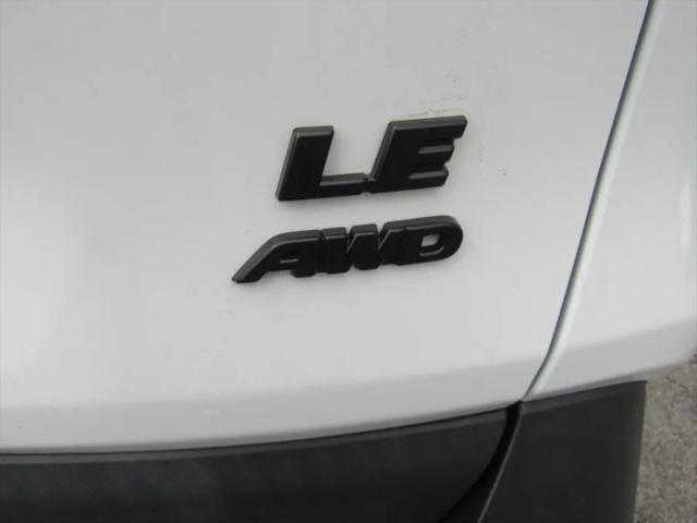 2021 Toyota RAV4 LE
