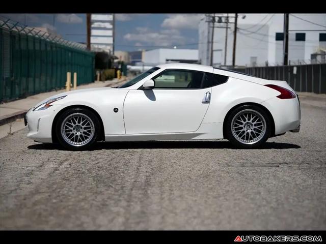 2017 Nissan 370Z Base