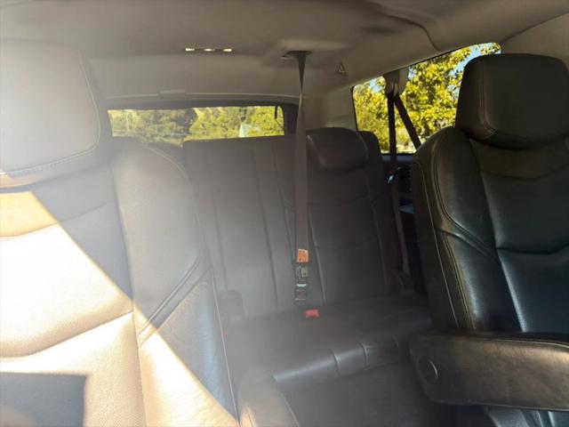 2017 Cadillac Escalade ESV Luxury