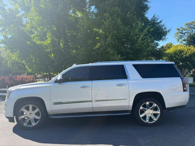 2017 Cadillac Escalade ESV Luxury