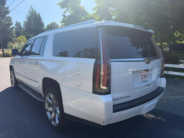 2017 Cadillac Escalade ESV Luxury
