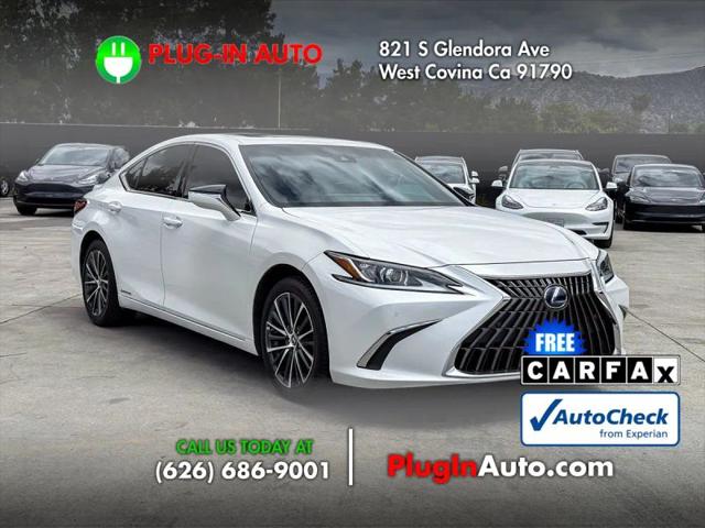 2022 Lexus ES 300h 300h