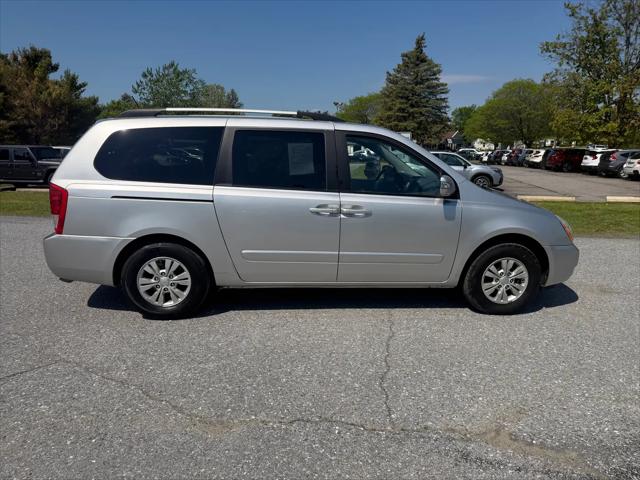 2012 Kia Sedona LX