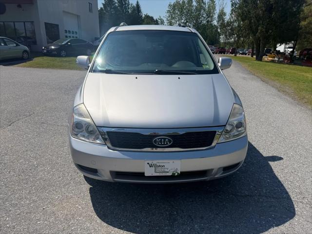 2012 Kia Sedona LX
