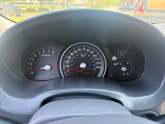 2012 Kia Sedona LX