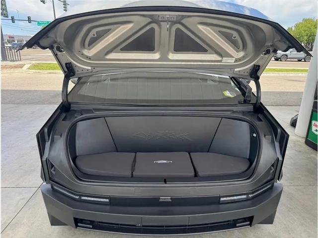 2024 Tesla Cybertruck All-Wheel Drive