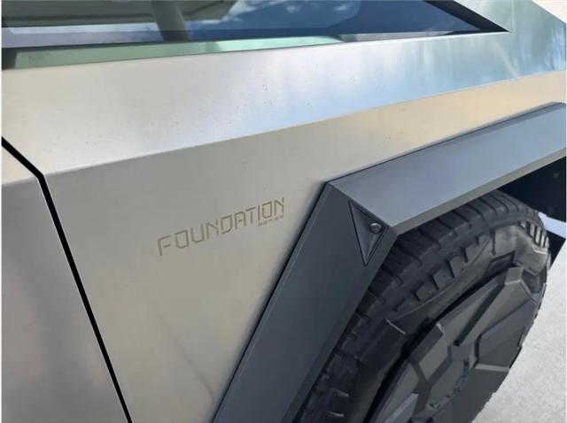 2024 Tesla Cybertruck All-Wheel Drive