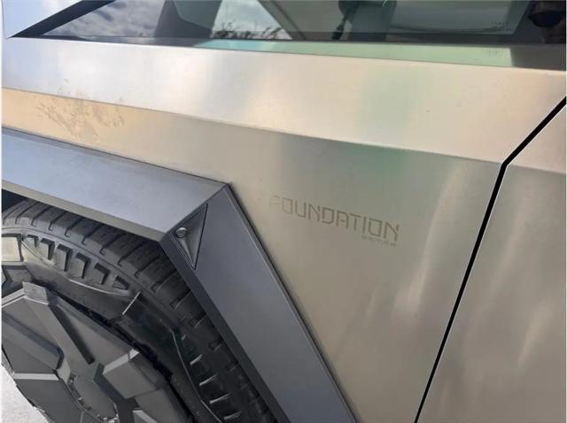 2024 Tesla Cybertruck All-Wheel Drive