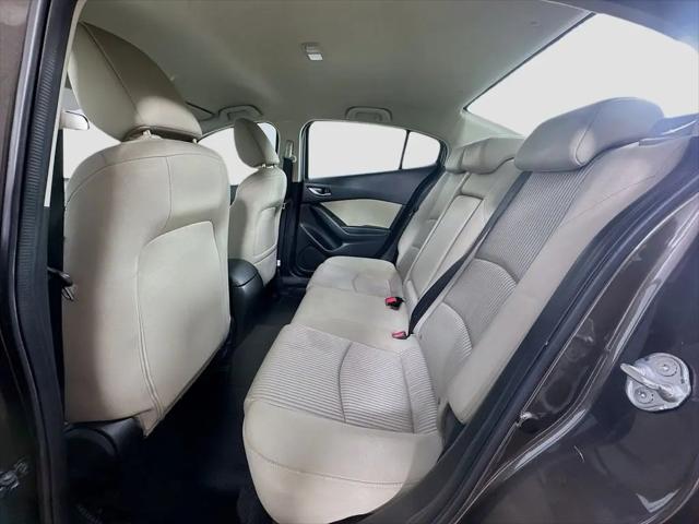 2014 Mazda Mazda3 i Touring