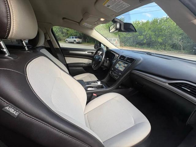 2019 Ford Fusion SE
