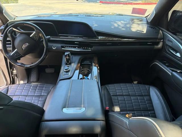 2023 Cadillac Escalade ESV 4WD Sport Platinum