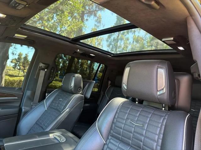 2023 Cadillac Escalade ESV 4WD Sport Platinum