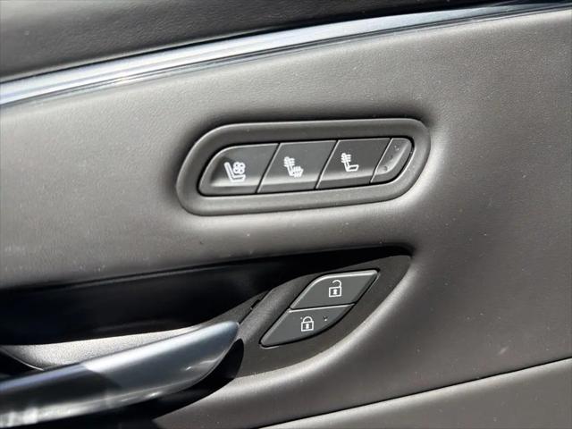 2023 Cadillac Escalade ESV 4WD Sport Platinum