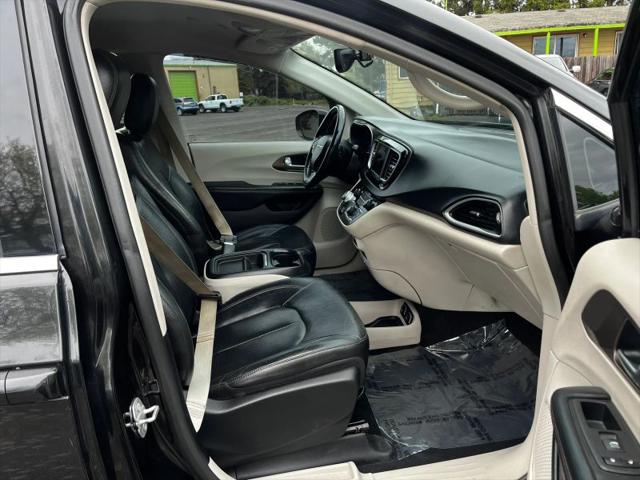 2019 Chrysler Pacifica Touring L